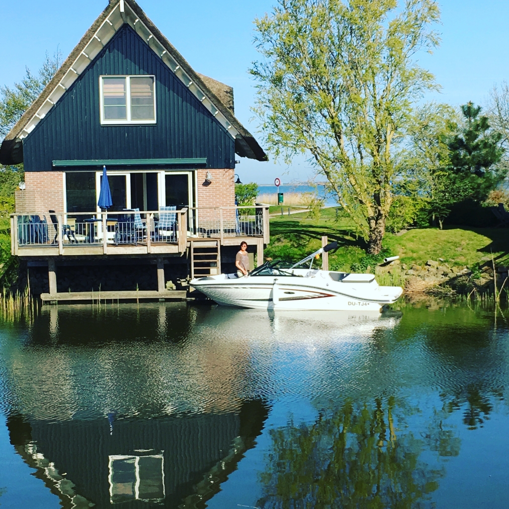 Ferienhaus mit Bootsanleger Holland